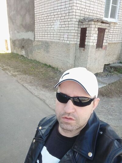  ,   Den, 35 ,     , c 