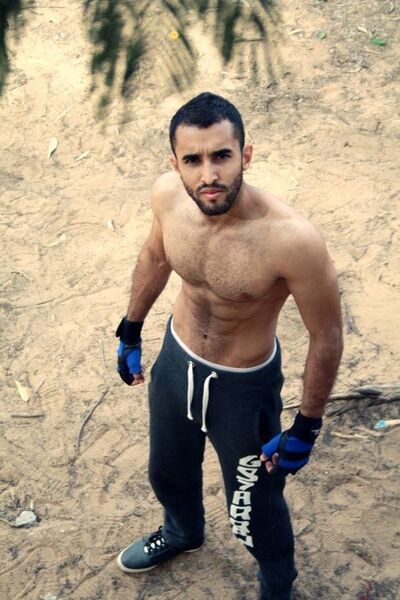  ,   Denis, 35 ,   ,   , c 