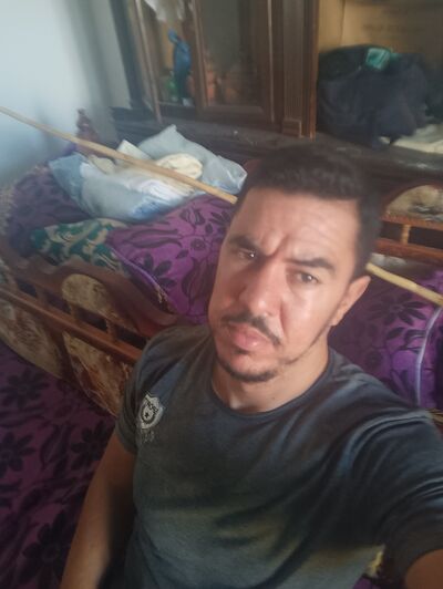  ,   Abbes, 33 ,   ,   , c , 