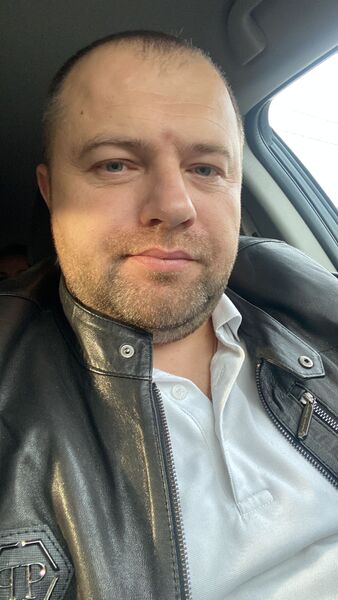  ,   Maik, 41 ,   ,   