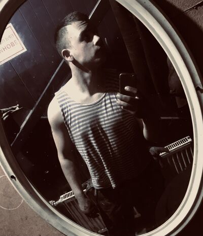  ,   Albert, 23 ,   ,   