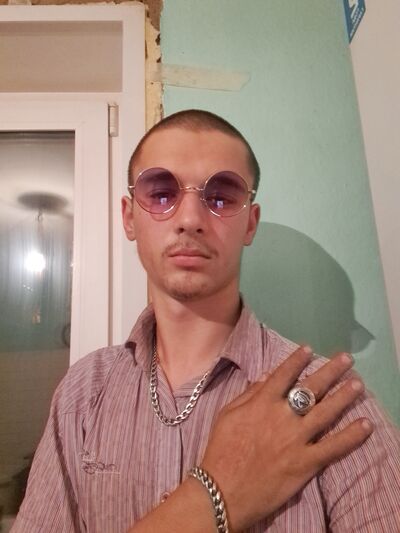 ,   Yarik, 20 ,   ,   , c , 