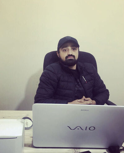  ,   Arman, 28 ,   ,   