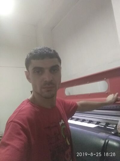  ,   Terlan, 37 ,   