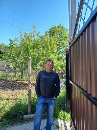  ,   Constantin, 49 ,   ,   