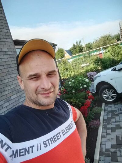  ,   Dmitry, 40 ,   ,   