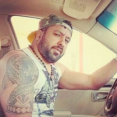  Cabaret,   Saeed, 40 ,   ,   , c 