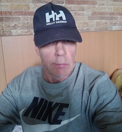  ,   Igor, 63 ,   c 