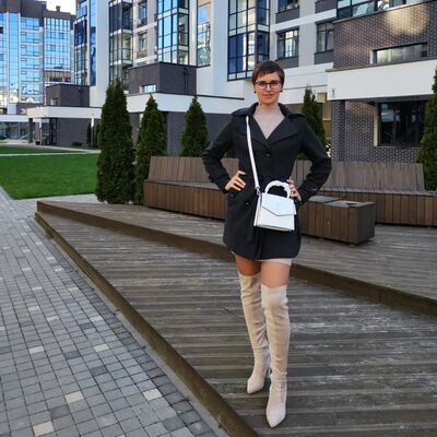  ,   Diana, 36 ,   ,   