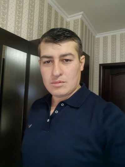  ,   Armen, 34 ,   ,   