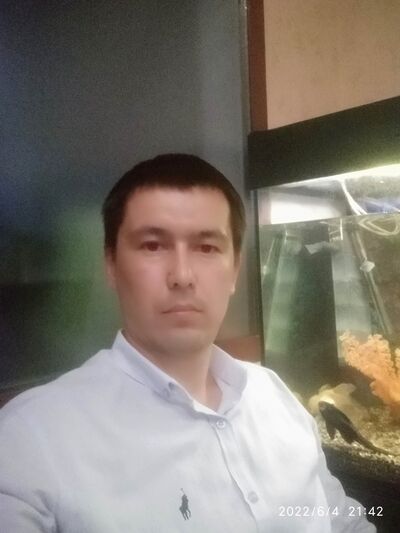  ,   Salim, 39 ,   ,   