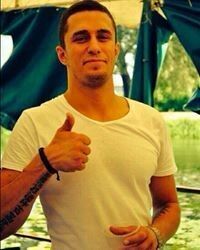  10333468  Ruslan, 38 ,    