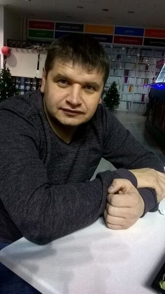  ,   Ruslan, 44 ,   ,   , c 