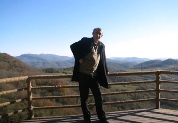  ,   Jon, 38 ,   c 