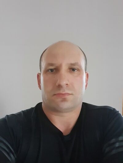  ,   Evgeni, 44 ,   ,   , c 