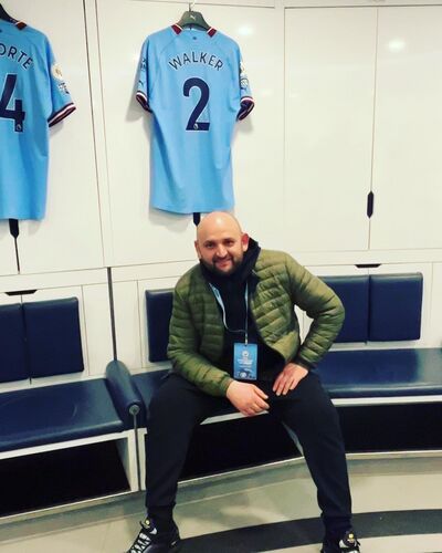  ,   Andrew, 44 ,   ,   