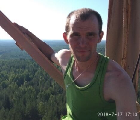  ,   Mihail, 35 ,   c 