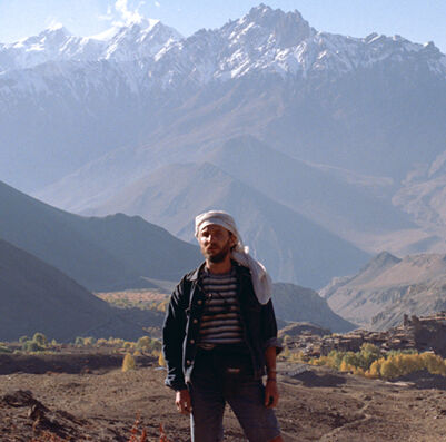  54369229  Allan, 57 ,    