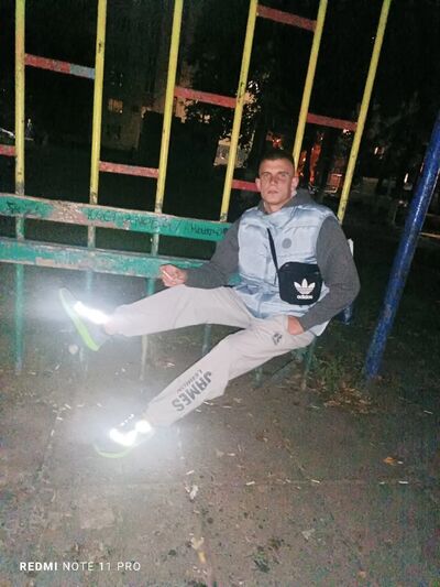  ,   Alexander, 25 ,   ,   