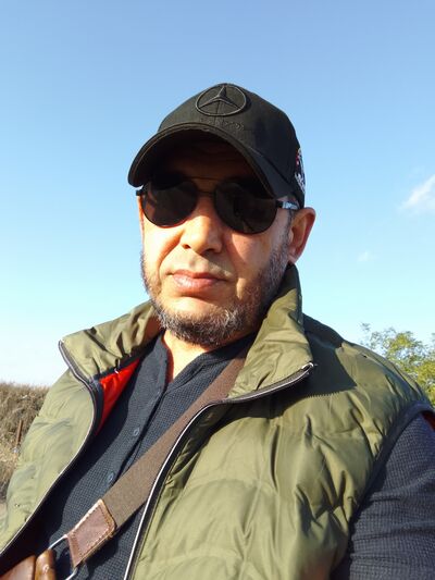 ,   Damir, 49 ,   c 