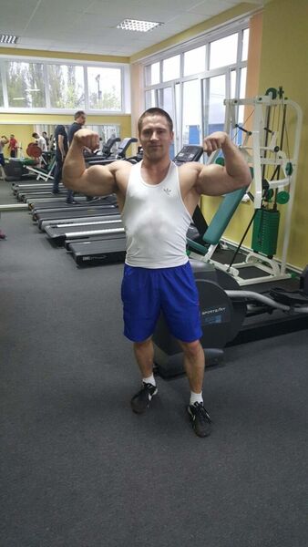  ,   Igor, 33 ,   ,   , c 