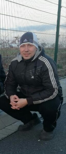  -,   Yurik, 46 ,   