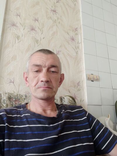  ,   Sergejdocenk, 49 ,  