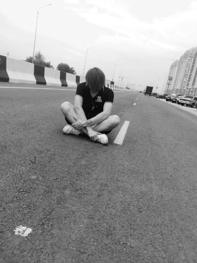  --,   , 24 ,     , c 