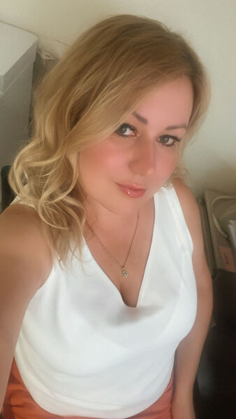  ,   Dasha, 36 ,   c 