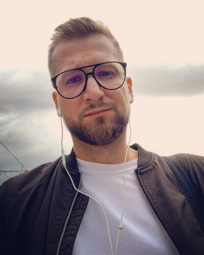  --,   , 32 ,   ,   