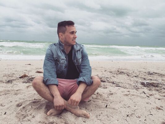  ,   Alexander, 31 ,     , 