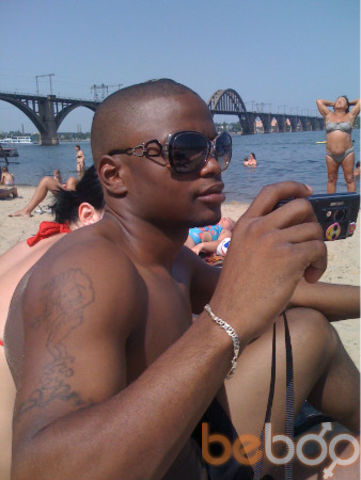  940818  GUYDON, 39 ,    