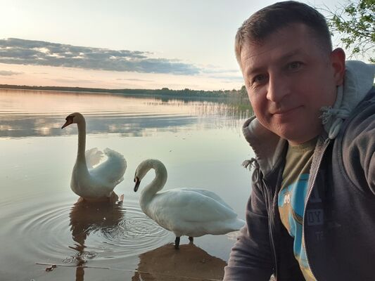  -,   Denis, 37 ,   ,   