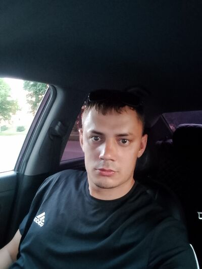  -,   Pavel, 37 ,   ,   