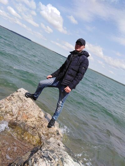  ,   Abbosbek, 28 ,   ,   