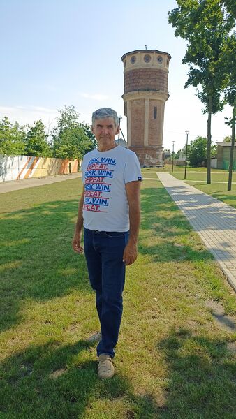  ,   Oleg, 50 ,   ,   , c 