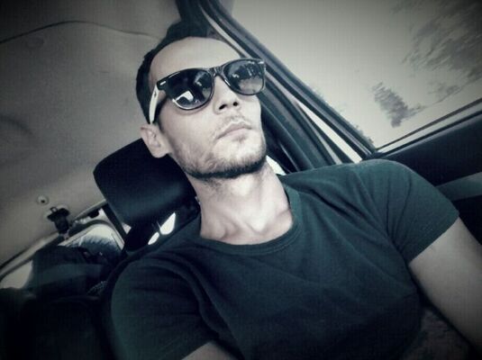  --,   Valentin, 33 ,   ,   , c , 