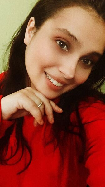  ,   Adelina, 26 ,   c 