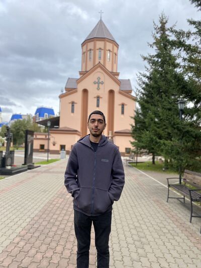  ,   Norayr, 20 ,   ,   