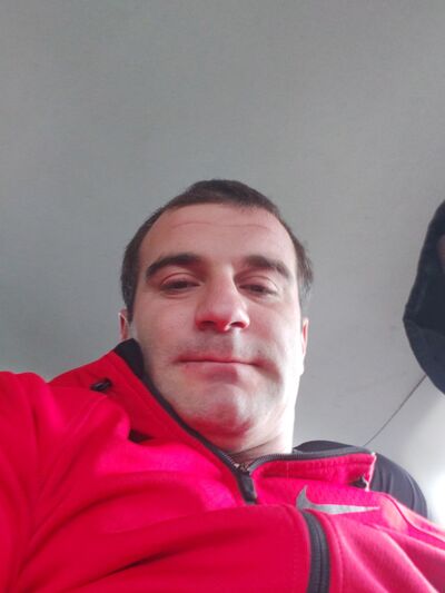  ,   Georgi, 35 ,   