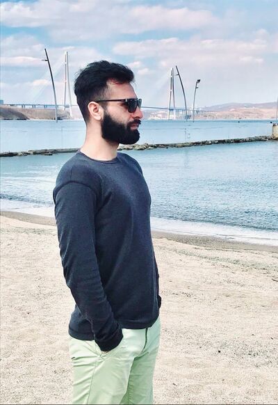  ,   Reza, 33 ,   ,   