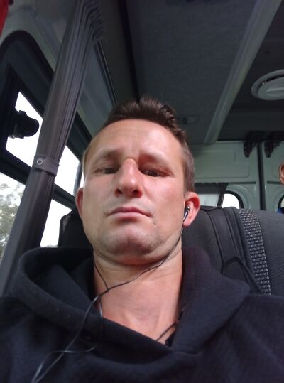  ,   Andre, 39 ,   c 