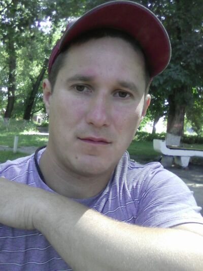  ,   Alex, 42 ,   