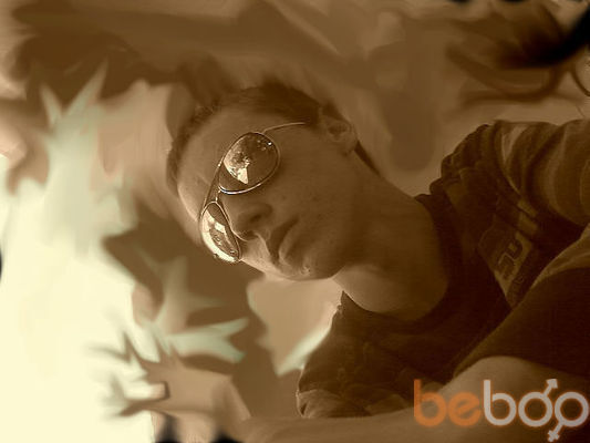  ,   Oleg, 31 ,   