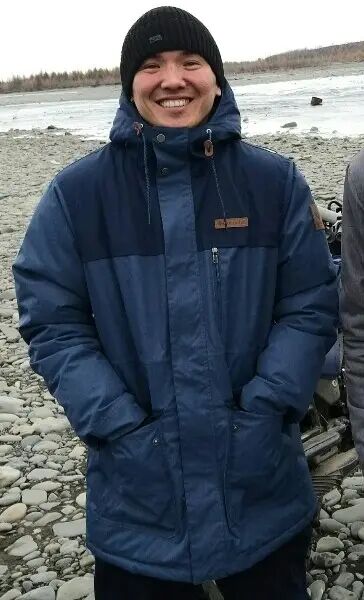  ,   Valer, 31 ,   ,   