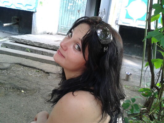  ,   Elena, 39 ,  