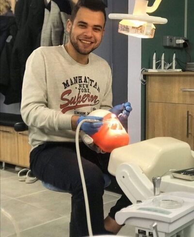  ,   Hesham, 29 ,   ,   , c 