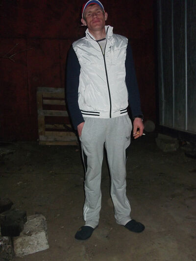  ,   Mark, 37 ,   
