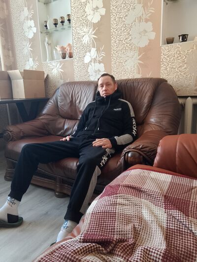  ,   Ilya, 46 ,   ,   