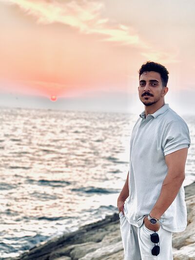  Mehriz,   Parsa, 26 ,   ,   , c 